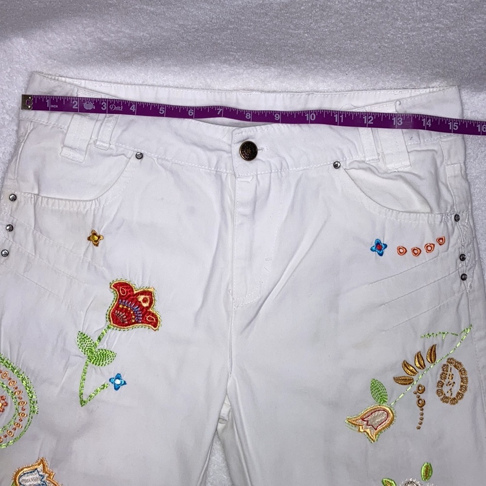 Vintage Mary-Kate and Ashley white embroidered white capris size 16 - Picture 2 of 8